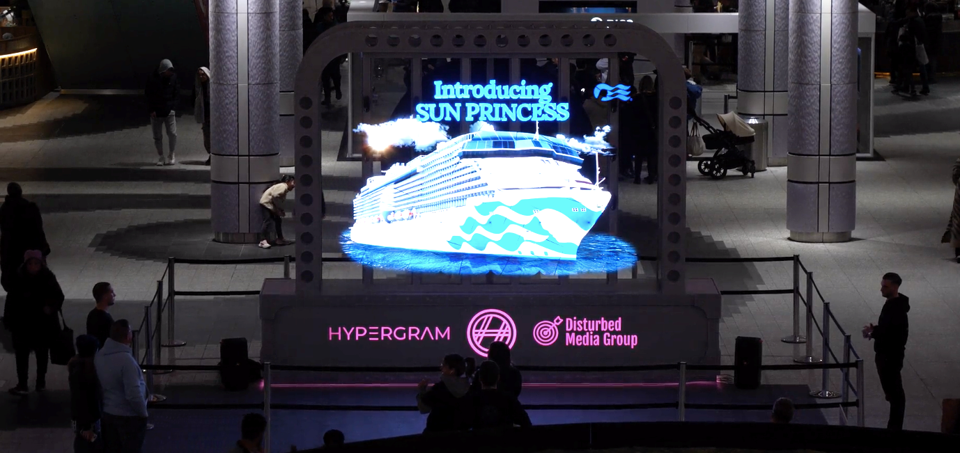 Sun Princess displayed as holographic 3D display in UK cruise industry first